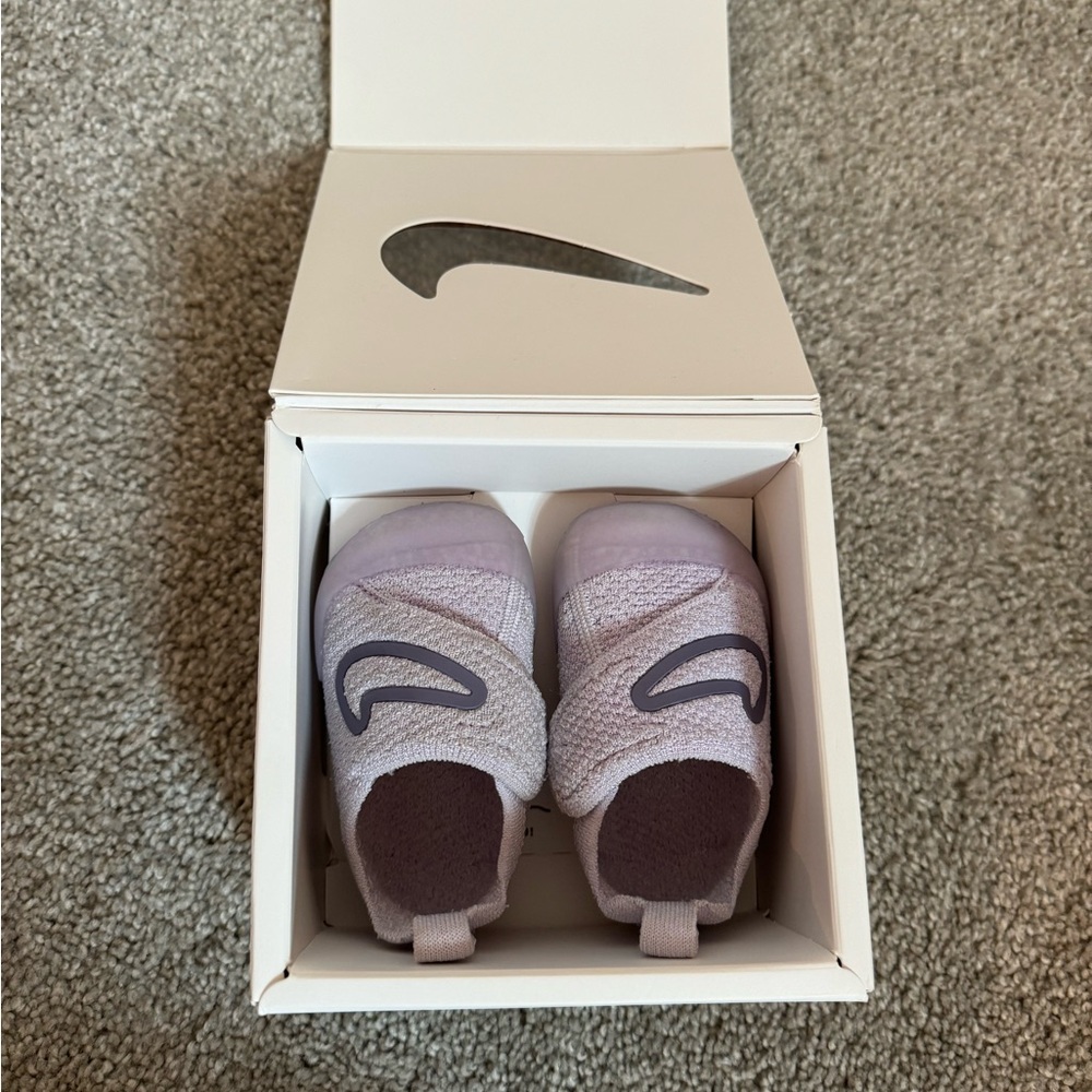 NIKE SWOOSH 1 BARELY GRAPE TODDLER SHOES size 4